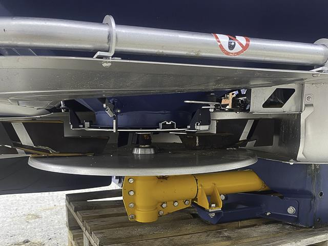 985a3306-370c-4146-a39d-a93433d17d91