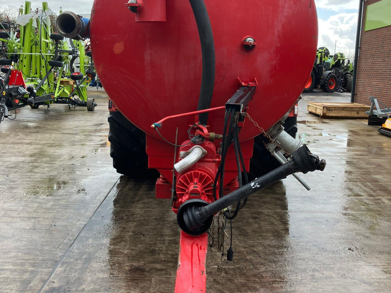 cc9a9fd0-8d77-4907-9950-d3da26c6aec0