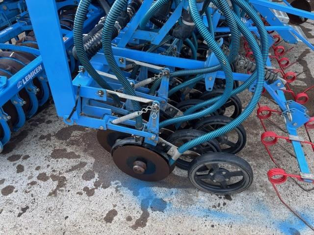 b0f0f910-b42b-4b8e-af15-526207c6d03d