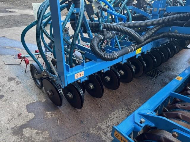 d78fa5dd-8b20-4d25-bf08-85991813bd86