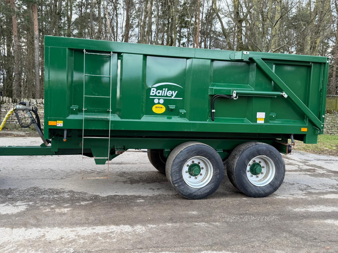 5db0694e-ec0e-492a-9899-1ee60de1f6a9