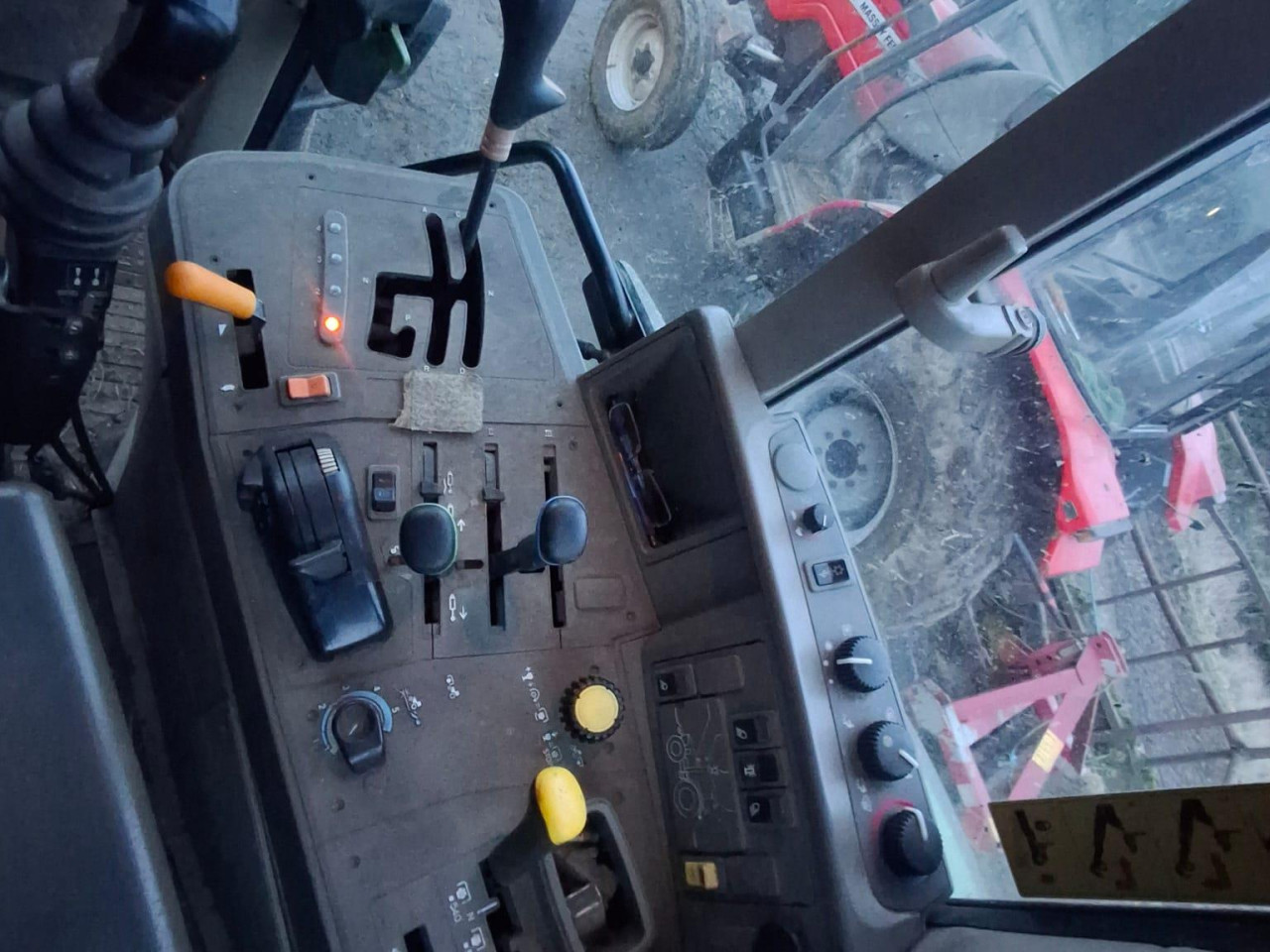 27fcb69d-5307-4dc4-b00a-a82e34c7bdb9