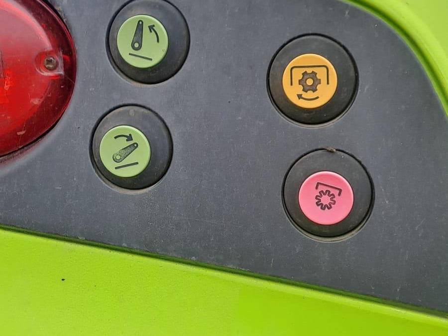 c9dce69a-44a8-4521-a4f8-e9e62172c7bc