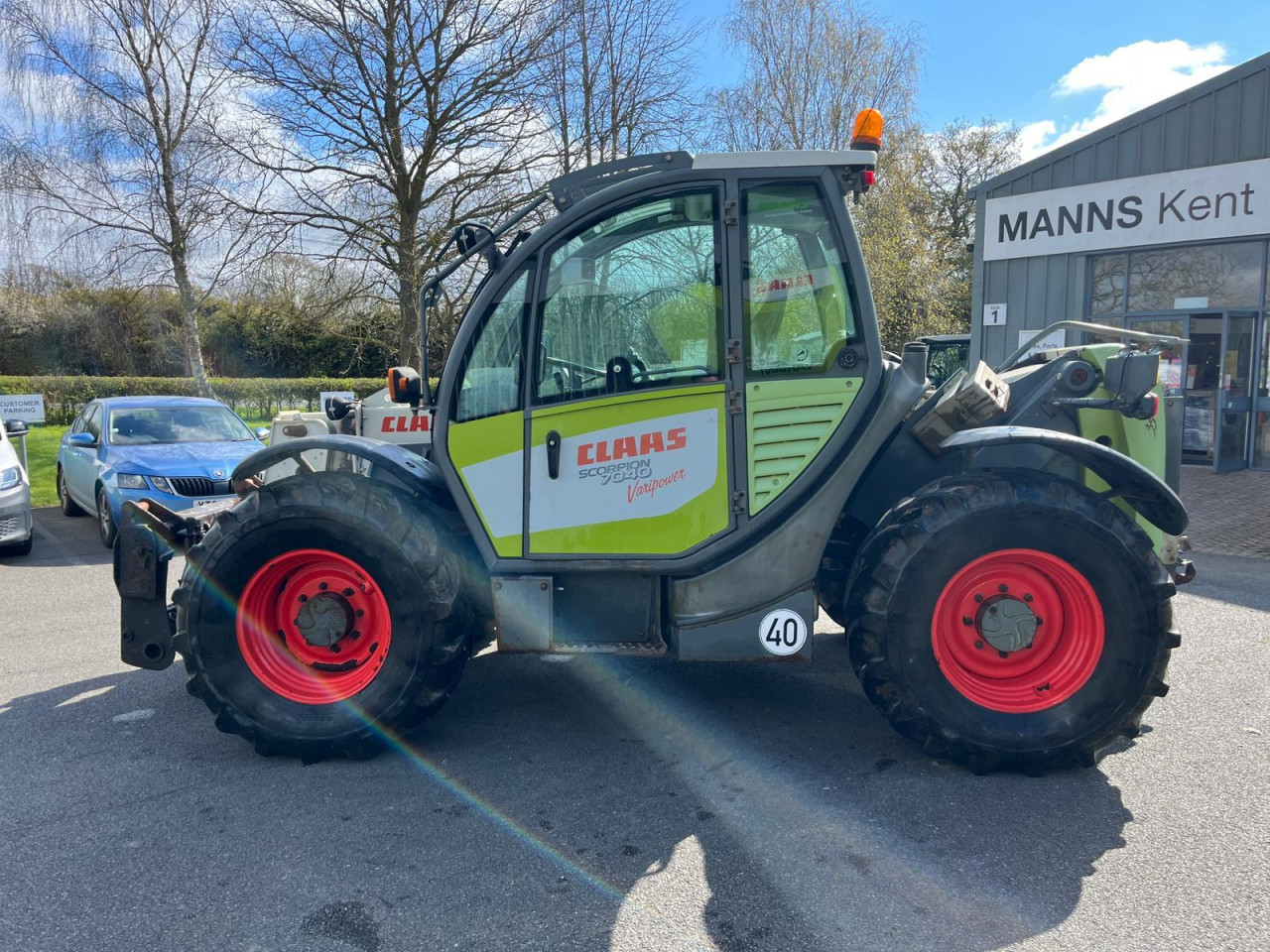 3b86b992-33e1-4f9b-b3df-8d5698b38e3d