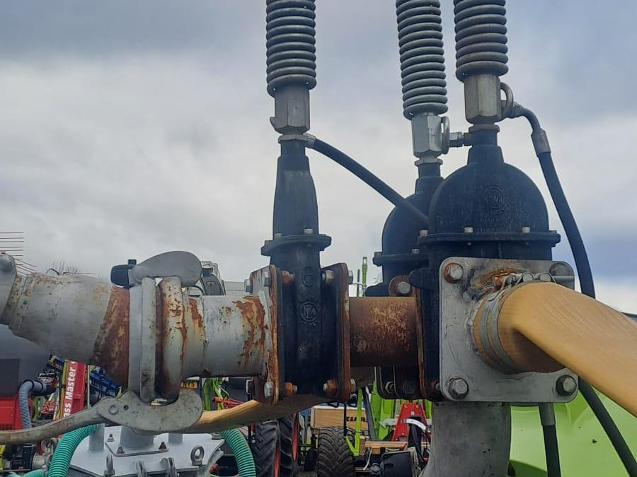 dbea2024-9f25-44bc-accb-e5f6dac42936