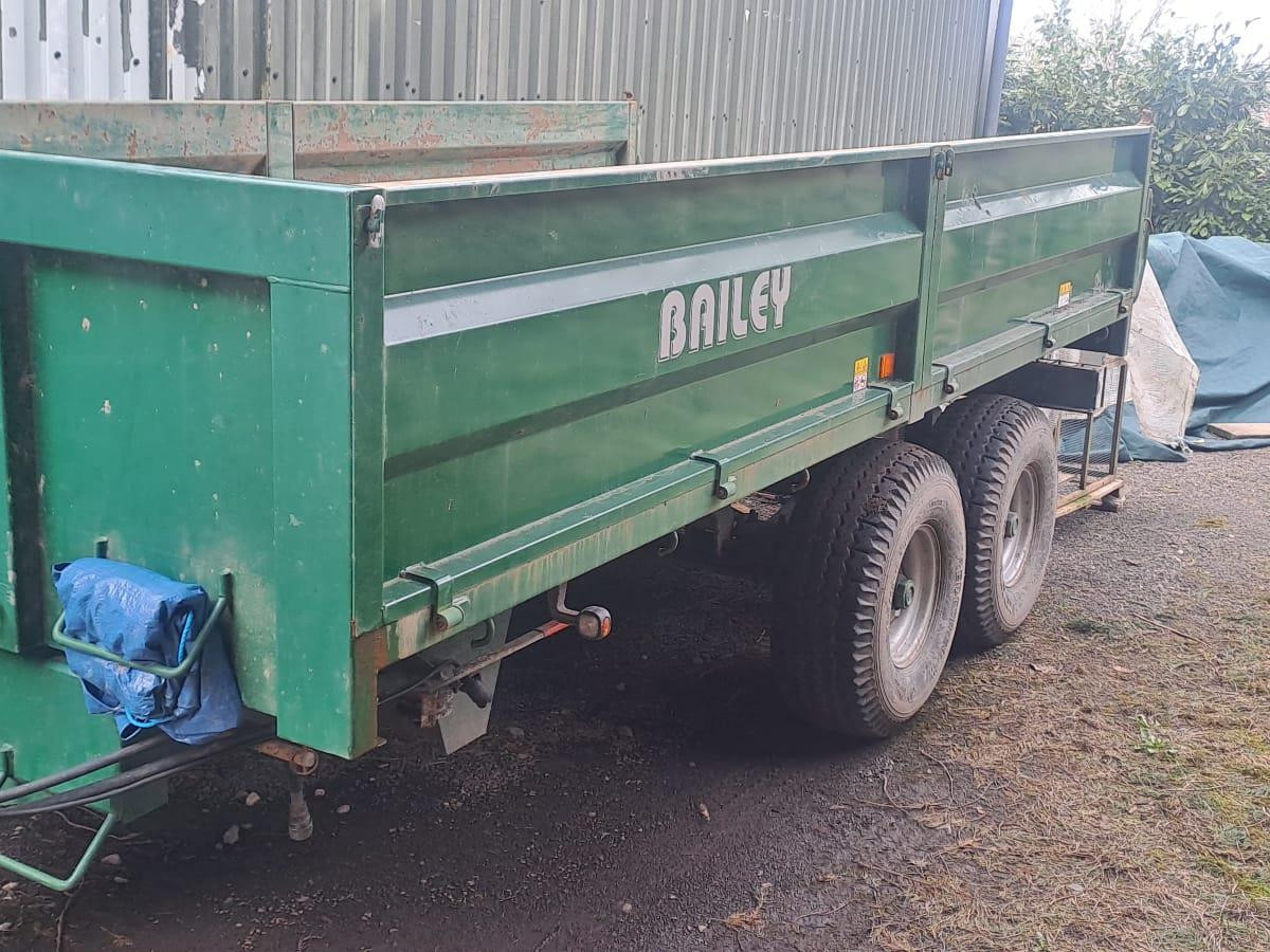 b305c789-5a73-43f8-b02c-fa3110c0e722