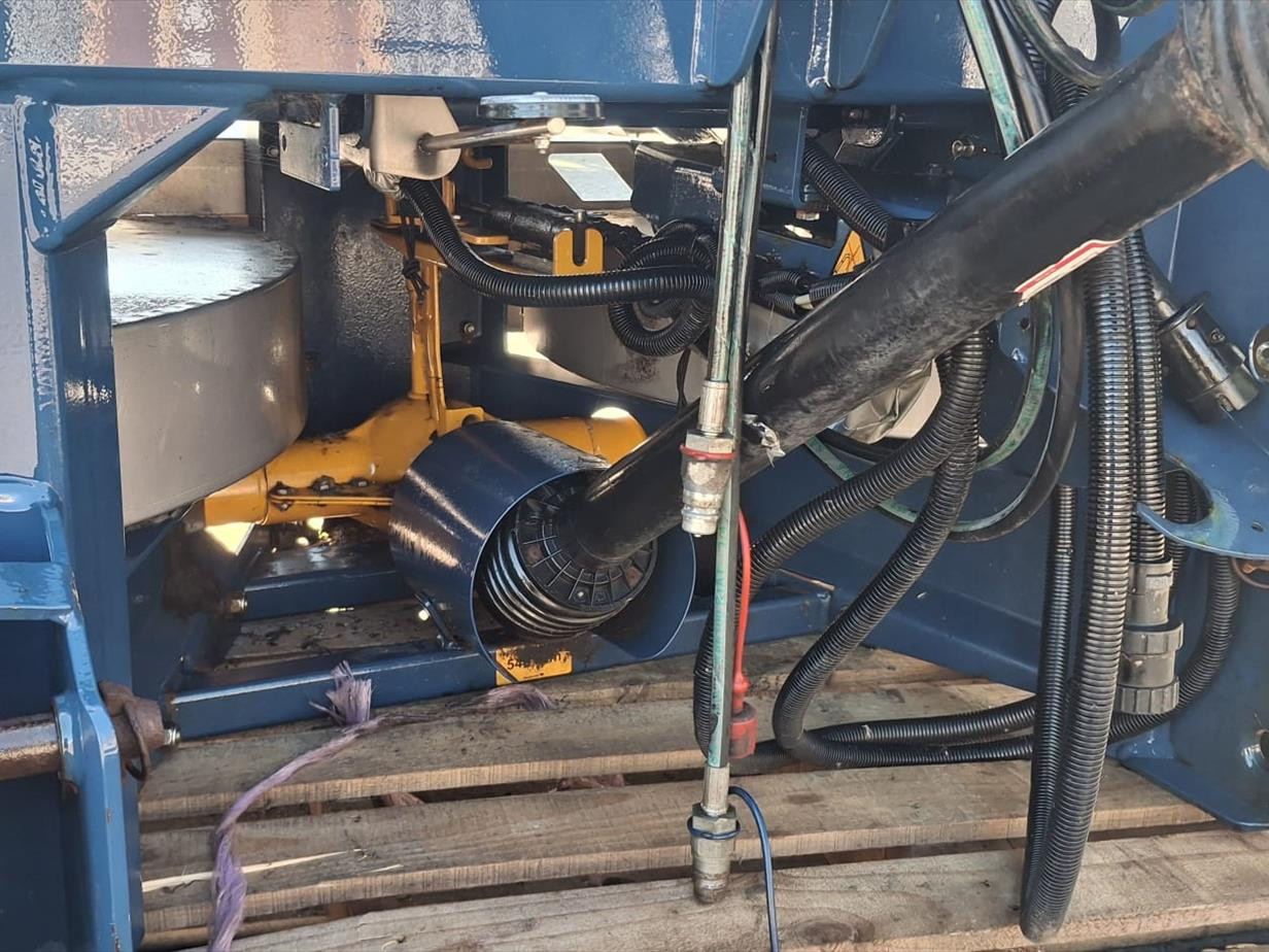 59115035-eeeb-4e15-bb43-9bbaf4516646