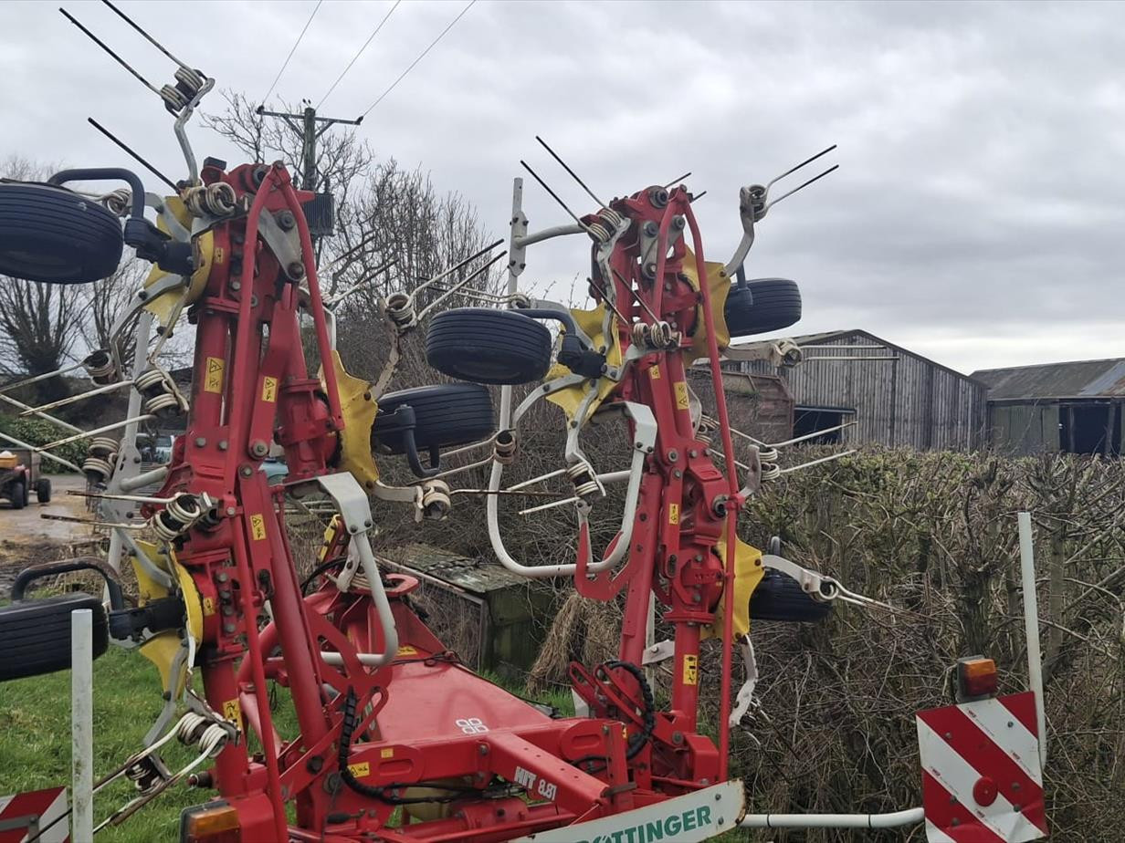 bec396c4-3627-421a-bfb3-3abc9d6c86ed