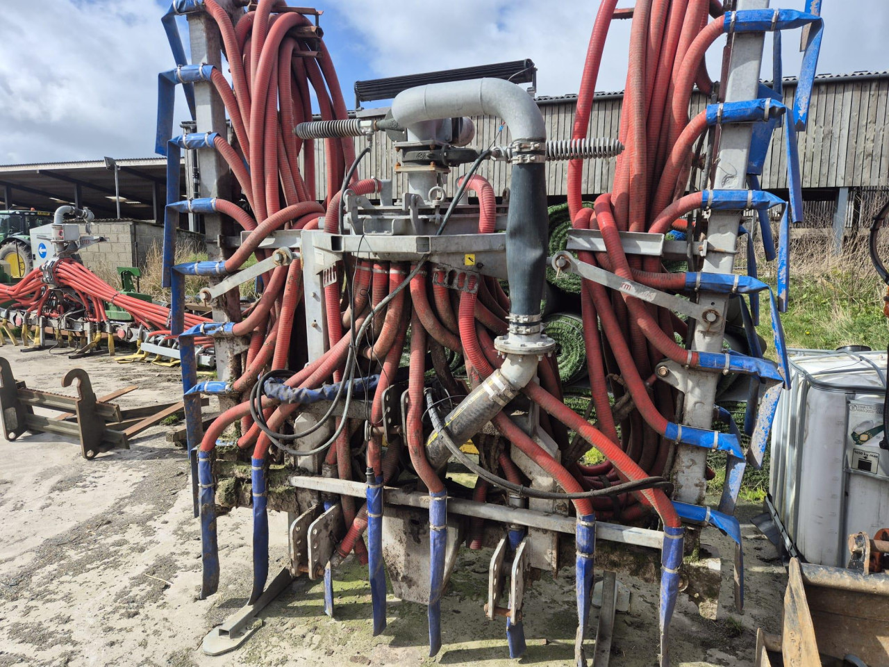 28d0338f-1425-4a16-91f9-8dcaf34522e9