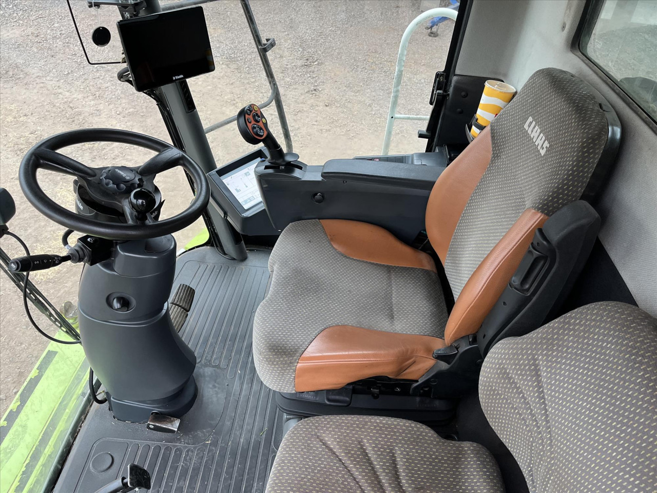 0e74ed8c-0772-49d1-9be3-1d6eeb922336