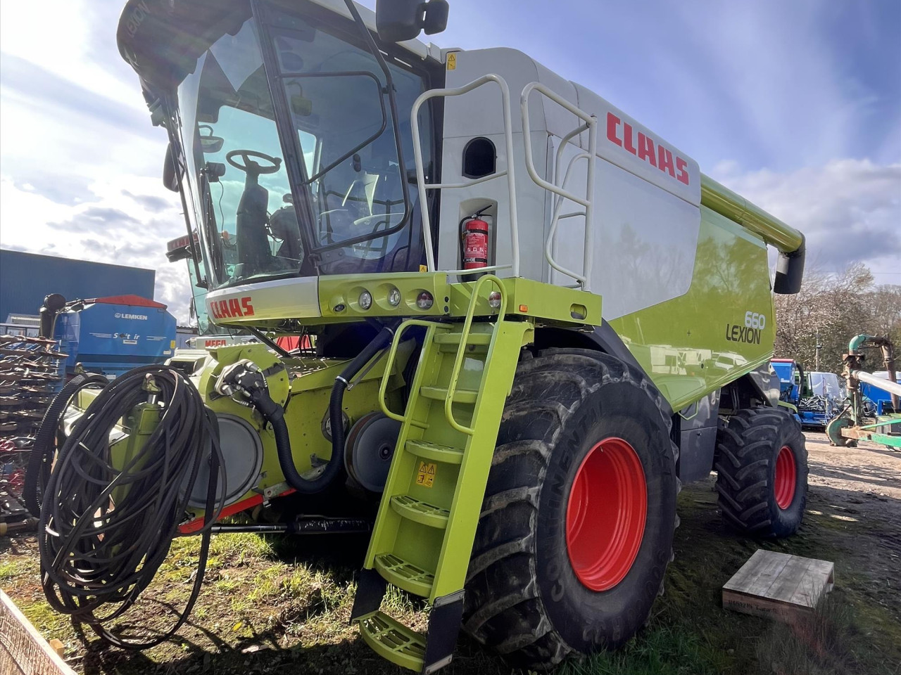 2635a5c8-f867-4899-8c20-aaf53ec8a1e6