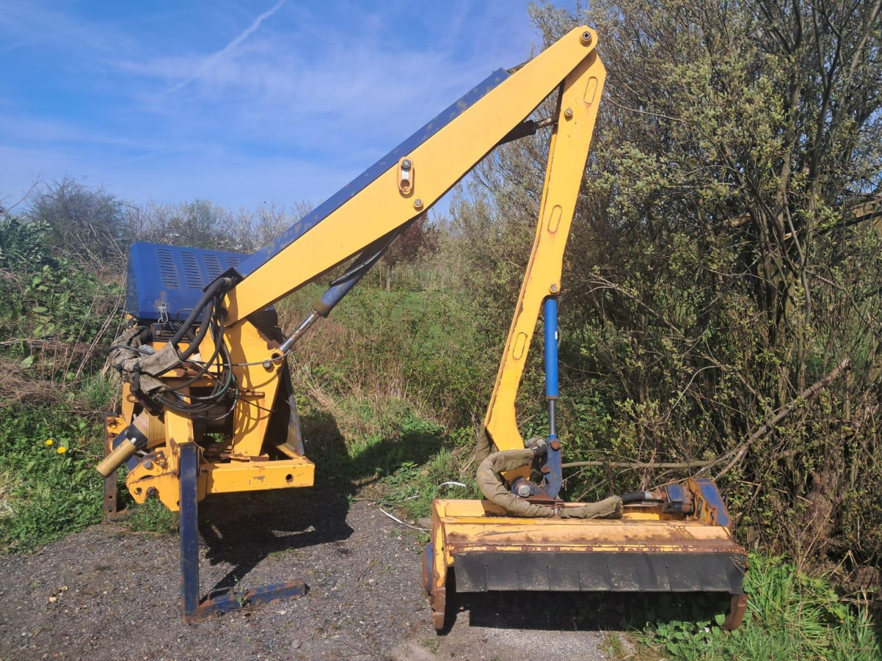 89449514-3d76-45f0-90b4-a8d528c22e62