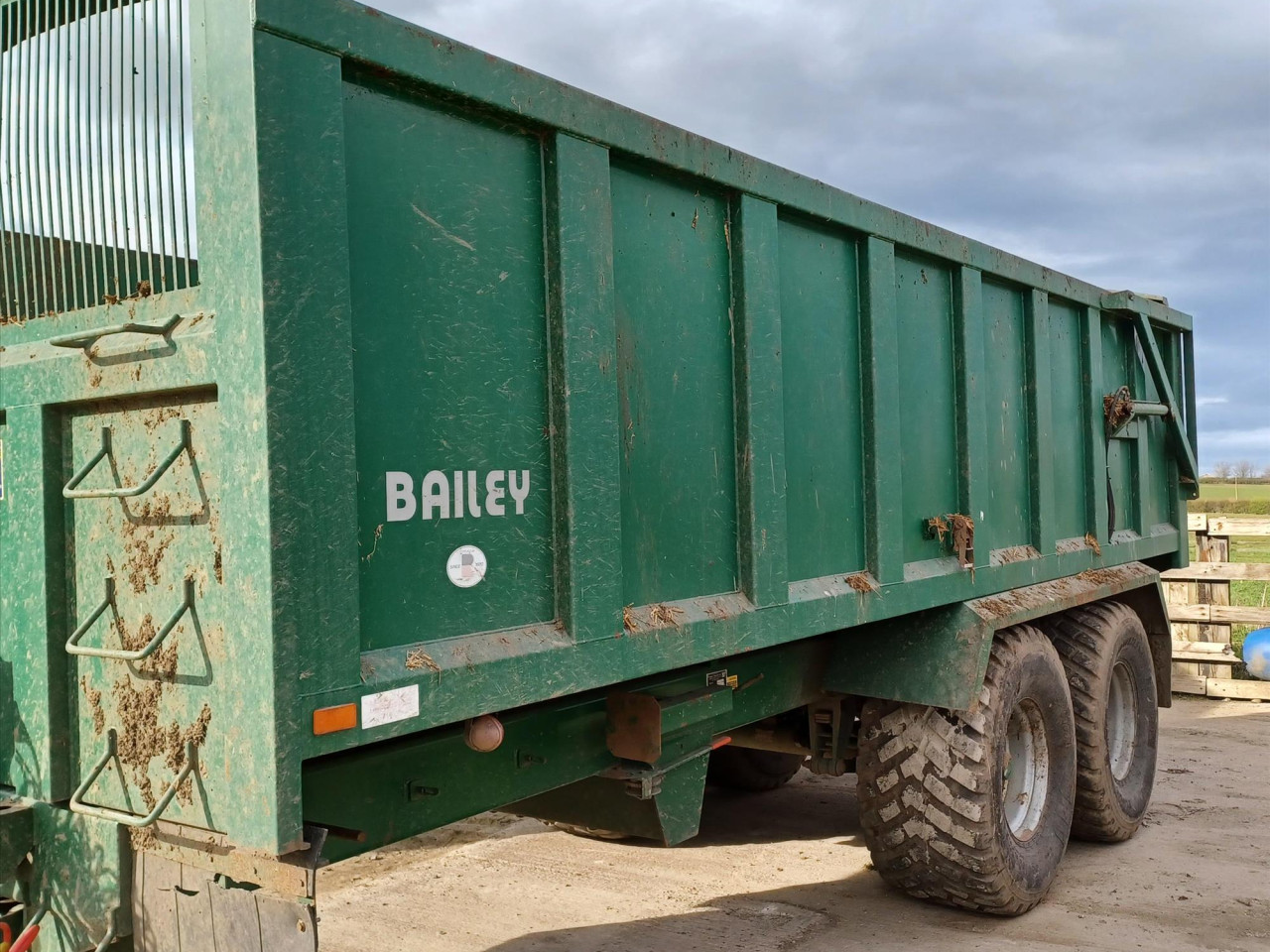 72775edb-c170-4260-a48c-369949c576ce