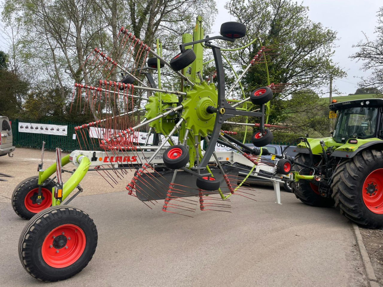 Claas other for sale in Luton, Bedfordshire — photo 7