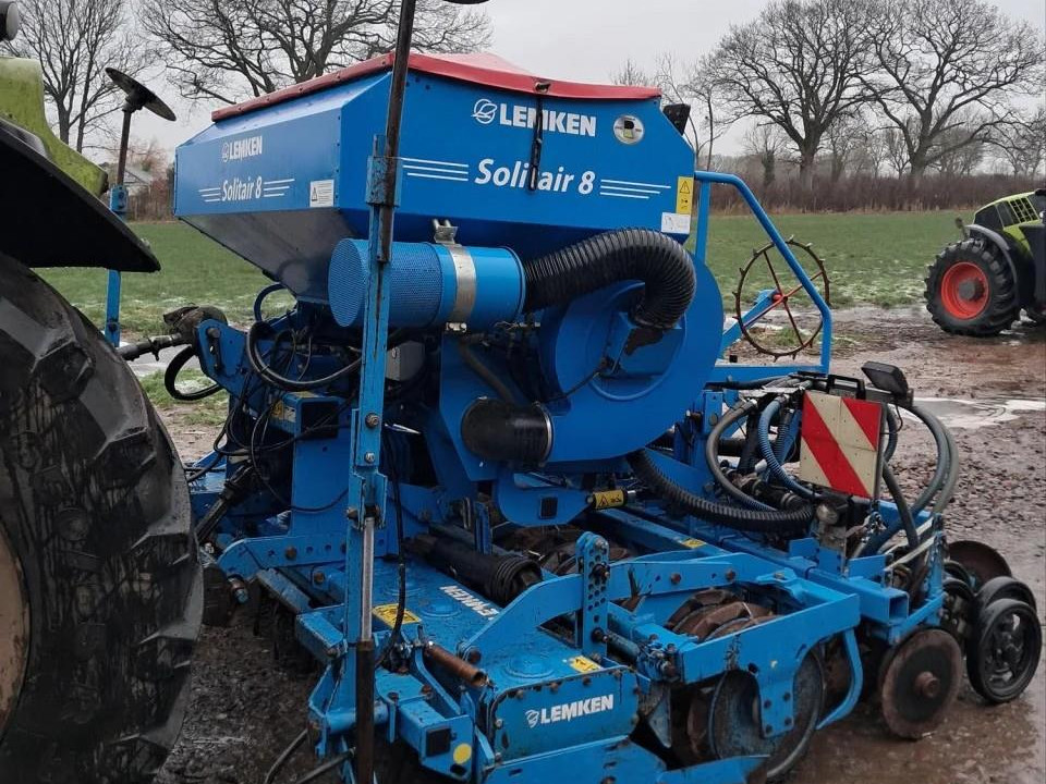 206b1ac6-31c0-4f0c-9bbb-d38e9f279df7