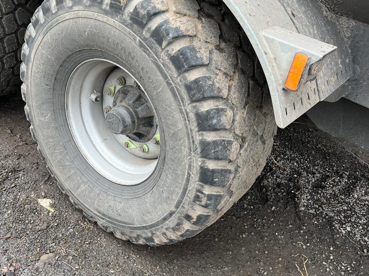 9b14863f-2040-4a6b-9c82-d3067e5f6e7b