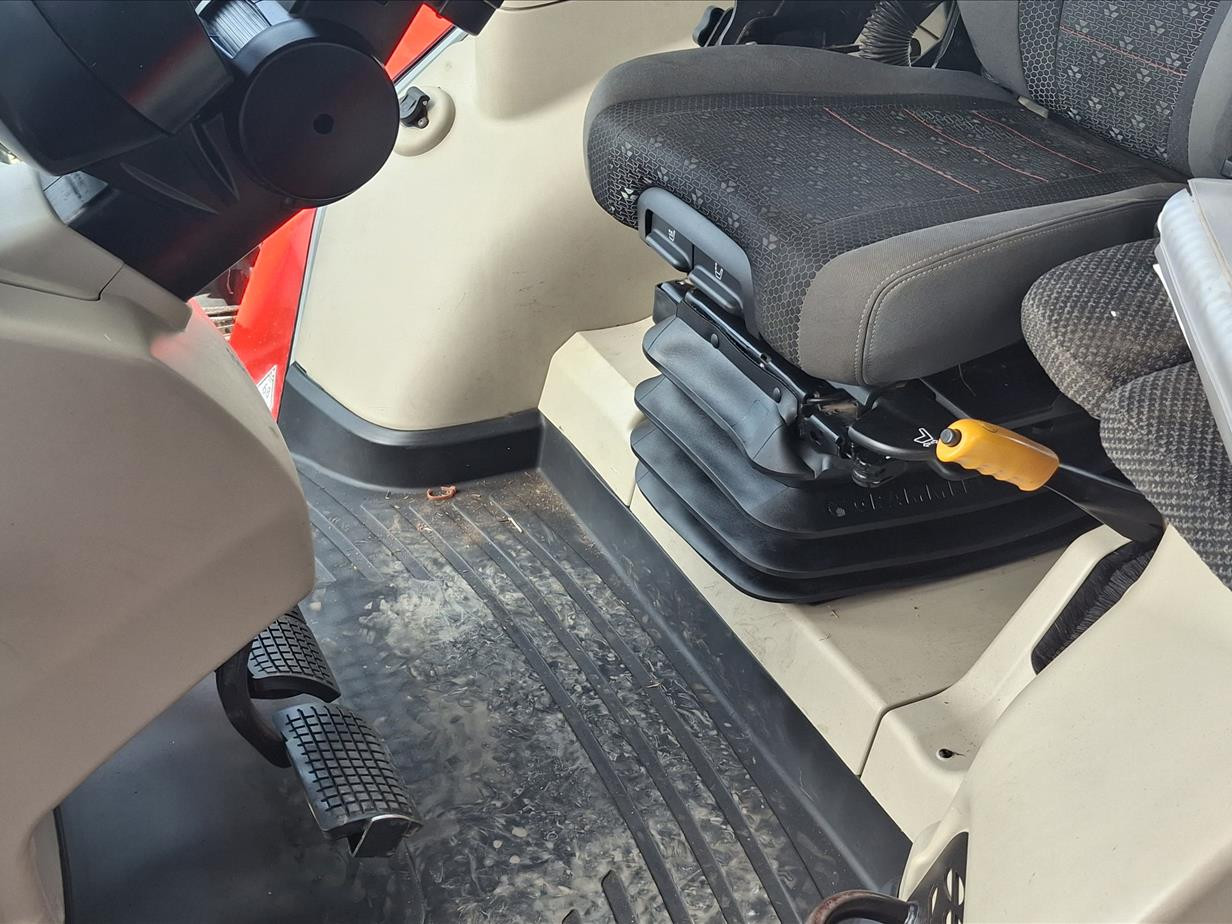 24b8f78f-3338-4664-aa0d-b3284ca1fce5