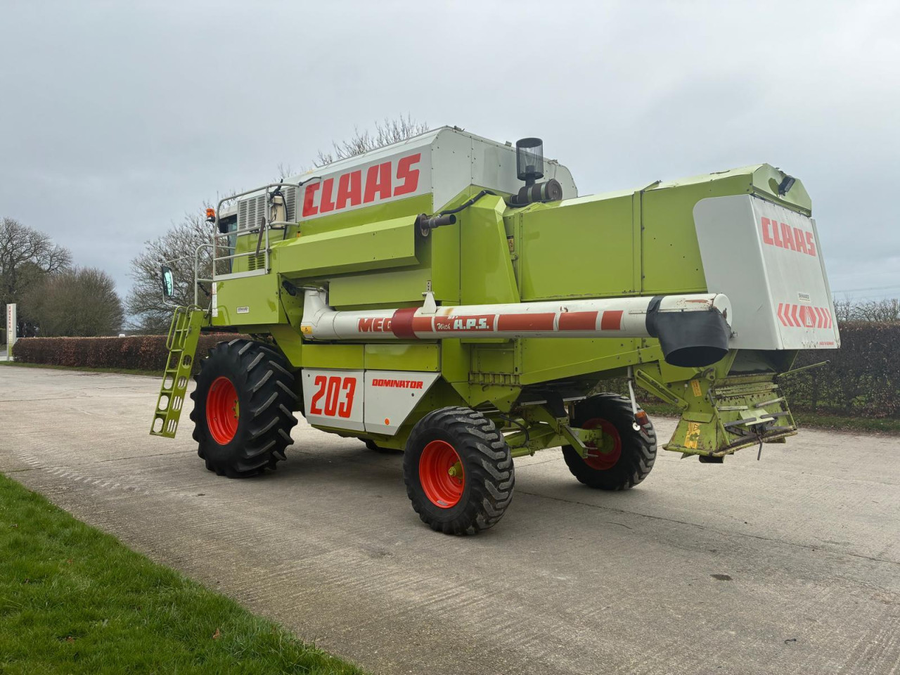 2b8d3652-fc11-43e1-ba03-67cd454dbad1