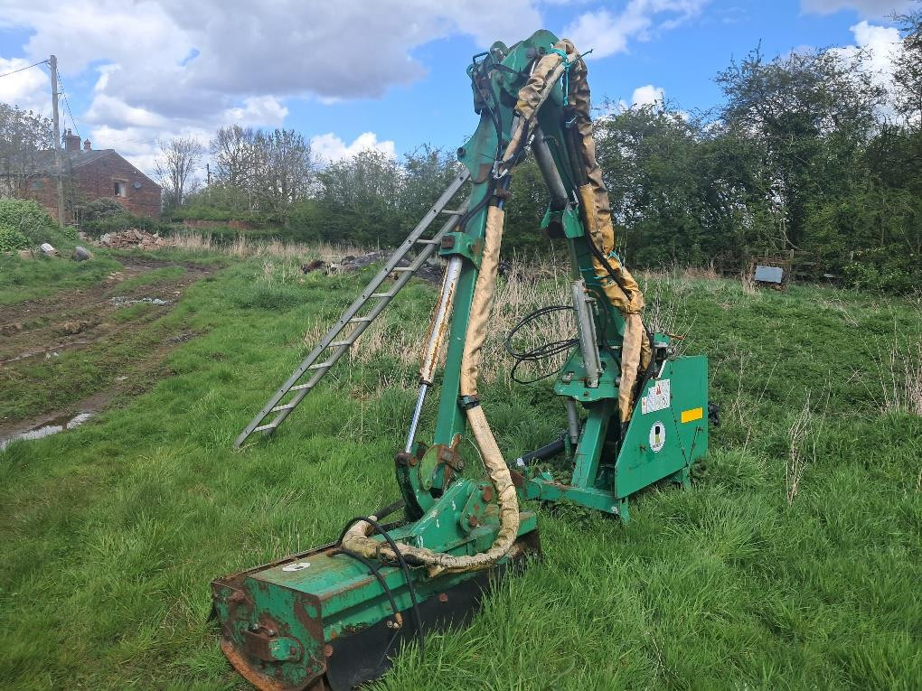 174046b6-1ac6-4168-8227-9b758f481563