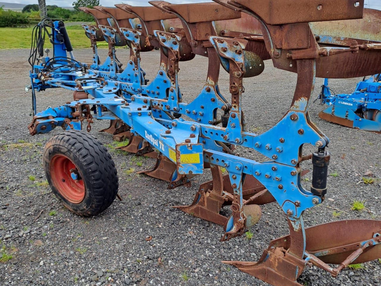 44d5447f-cb94-40de-a374-8ef32569f7d8