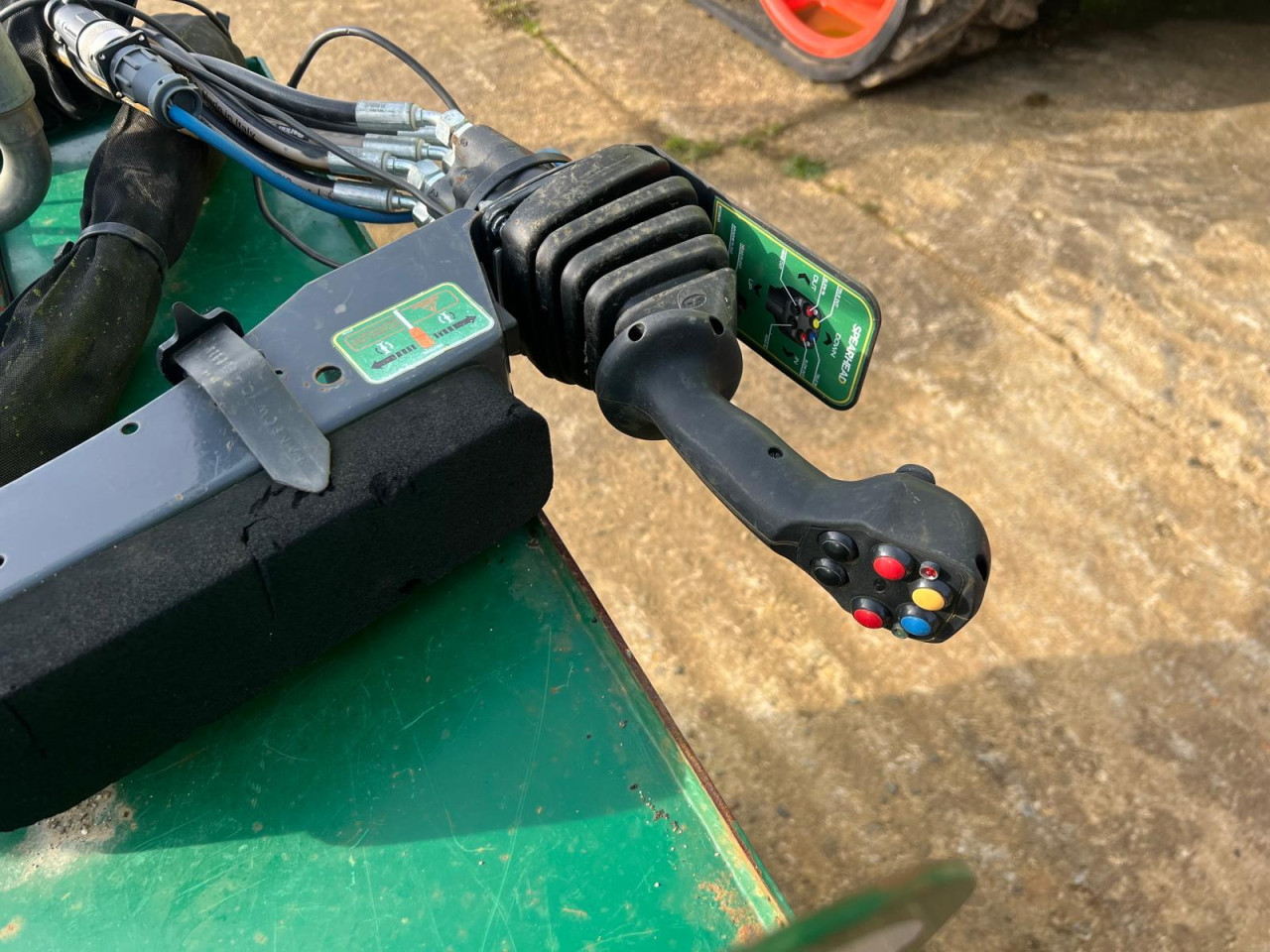 c1ff0f52-c5ed-41dc-b256-5eb7903259d1