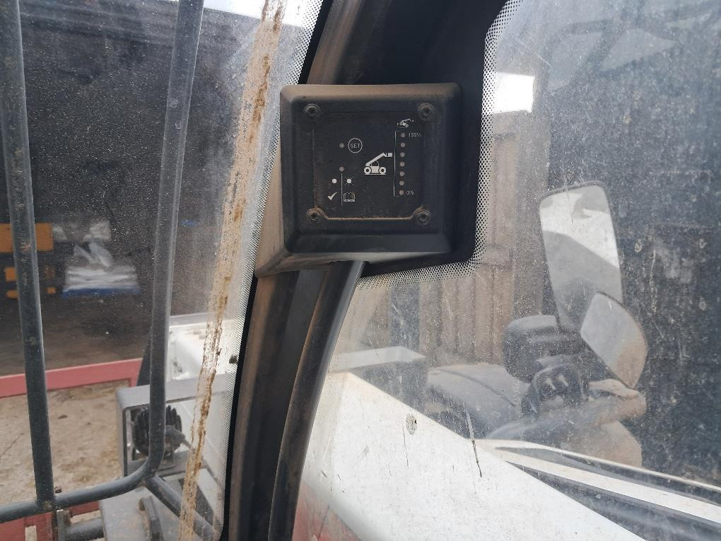 6d0ef590-a1a1-4e98-a854-53b5dc1e88f1