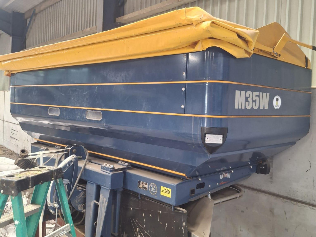f9470fd2-bdfa-45e3-8ba2-47d8bee8975e