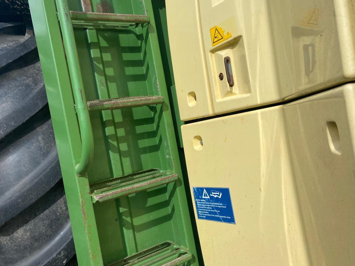 82ed13eb-19e8-4098-a2fe-b443c6a323db