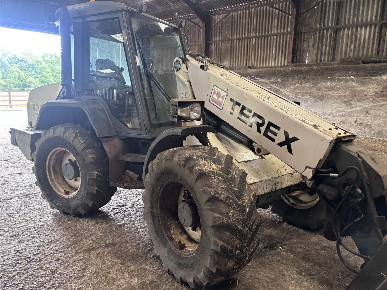 755b8312-6400-4a32-b015-b1d1c834c565