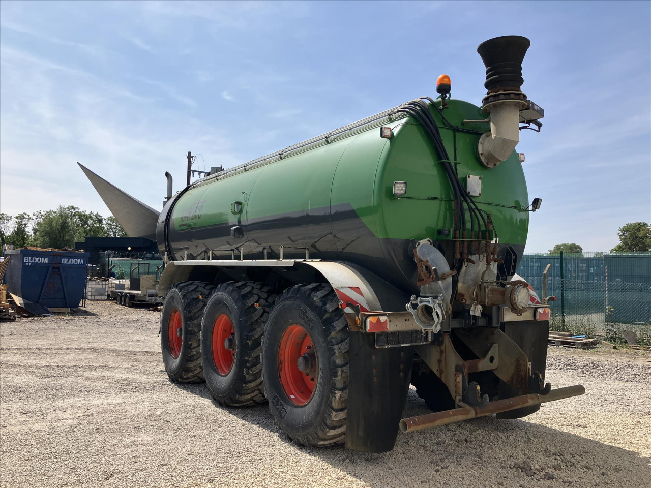 a22666c5-1cb3-4de3-a082-db871bcca7fd