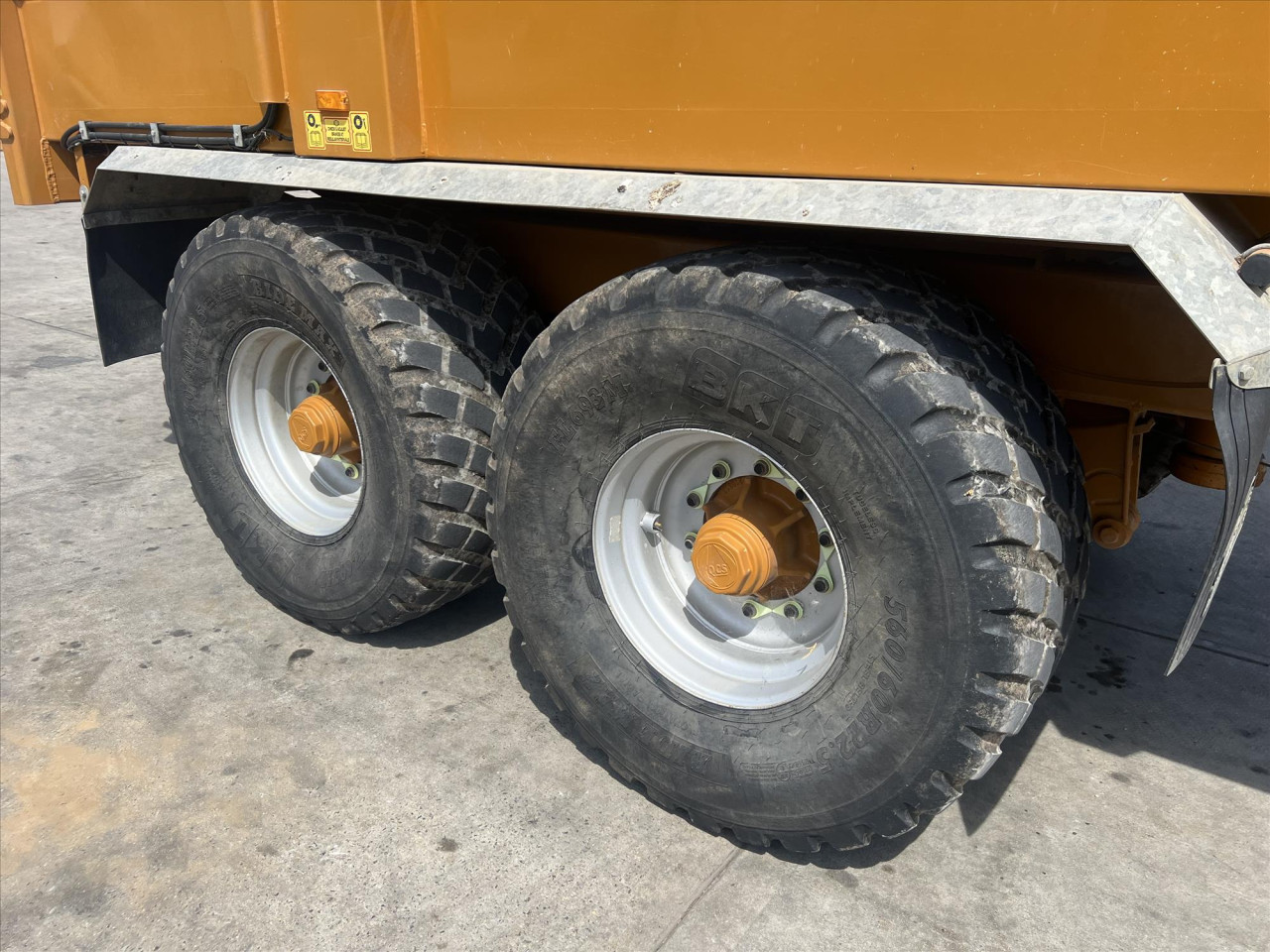 dbf5e962-6cf2-45ab-ba24-4cb49eb6a31b