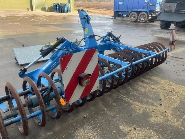 de4600cb-fd76-49f1-80c5-98c7bbc9e335