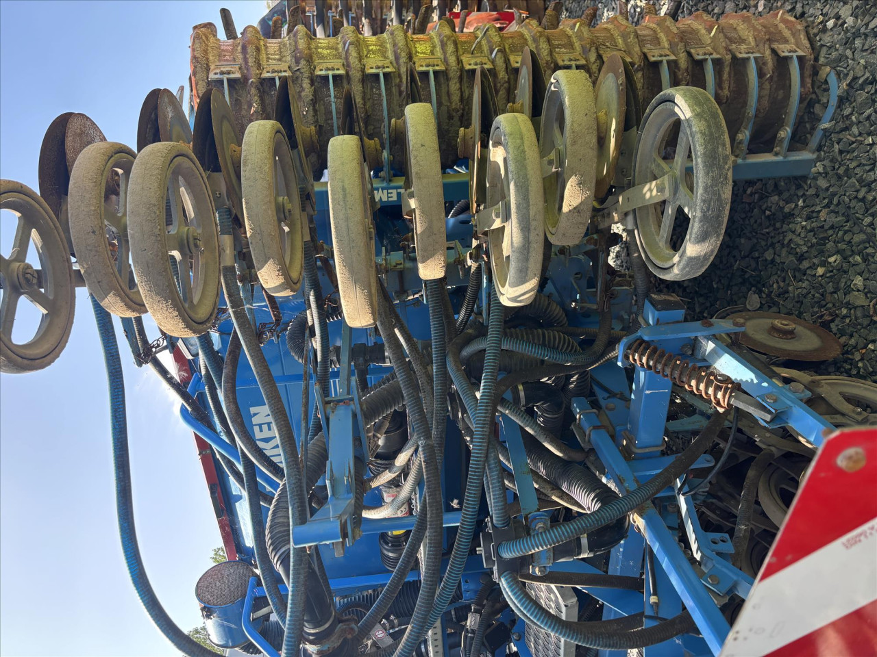 7856f8dc-ce40-4086-bf55-e6bdda4dc5dd
