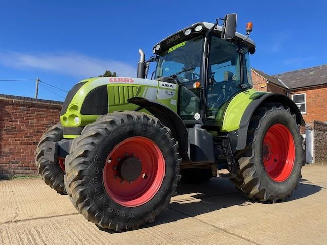Claas tractor for sale in Luton, Bedfordshire — photo 2