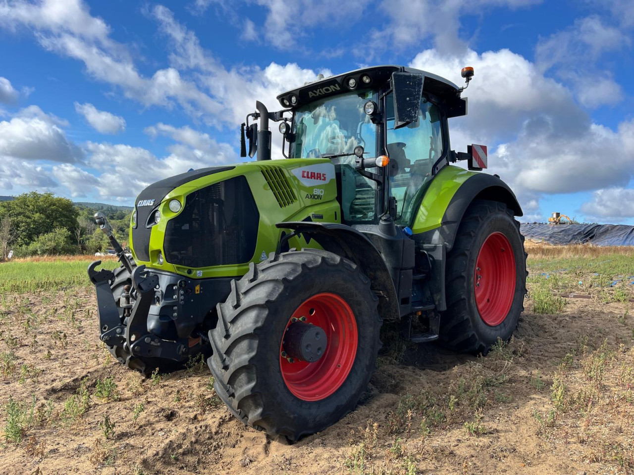 Claas tractor for sale in Luton, Bedfordshire — photo 3