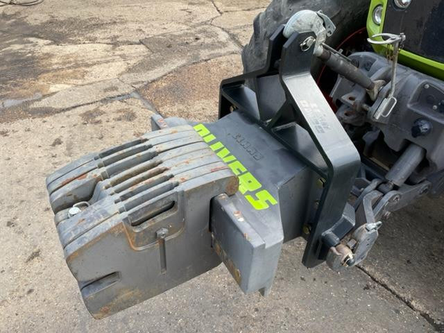 CLAAS AXION WAFER WEIGHTS for sale in Luton, Bedfordshire