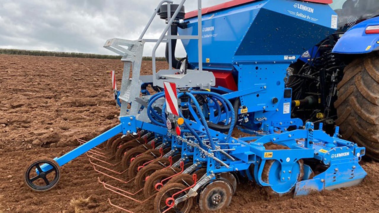 Sowing spring barley in Devon with Lemken’s Solitair 3.0m drill and a Zikron power harrow